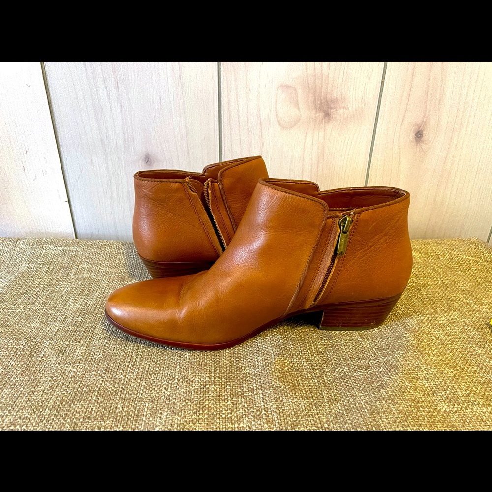 Leather booties